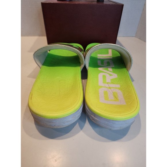 HTF 2016 Nike Benassi Solarsoft Team Brasil Men\'s 11 Slides Sandals World Cup ⚽️ main image 6